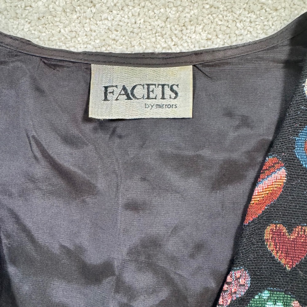Facets Tapestry Vest Women's 1X Black Heart Print Vintage Metal Button Front - Picture 5 of 9
